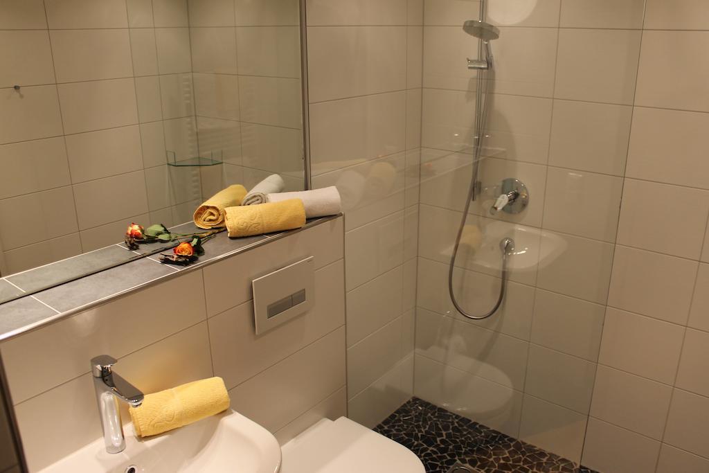 Appartements Zerzer Ried im Oberinntal Room photo